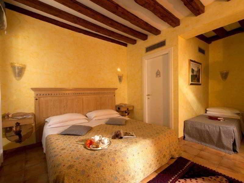Daplace - Antica Casa Coppo Венеція Екстер'єр фото