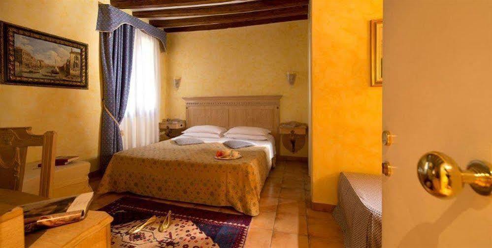 Daplace - Antica Casa Coppo Венеція Екстер'єр фото